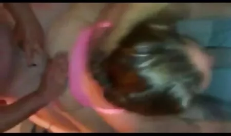अपने बहिन पोशाक पर सेक्सी सेक्सी हिंदी मूवी रखो और मुझे गड़बड़ देखो