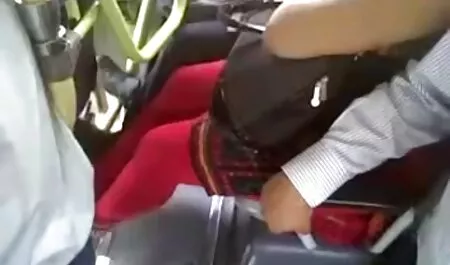 ईएनएफ - कीचड़ लड़ाई लड़कियों सेक्सी पिक्चर फुल मूवी को एक दूसरे को अलग करना