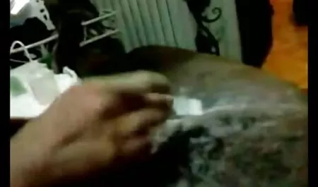बड़ा बट लैटिना विशाल ब्लैक डिक पर फुल सेक्सी मूवी वीडियो में उछलता है