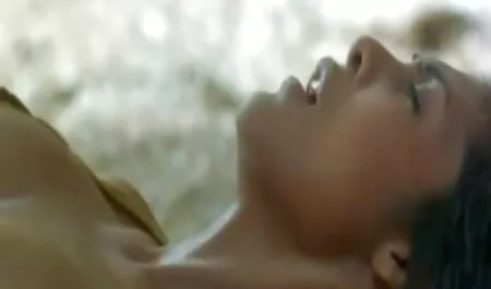 फूहड़ एक प्यारा श्यामला के साथ मज़ा आ रहा हिंदी वीडियो सेक्सी मूवी है
