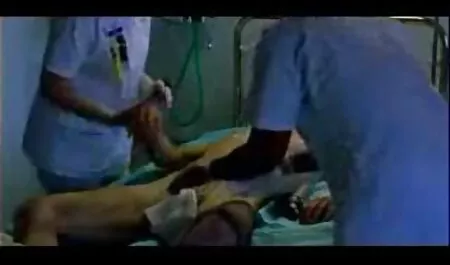 स्टॉकिंग्स भोजपुरी हिंदी सेक्सी मूवी में रहते हुए ग्लैमरस यूरो